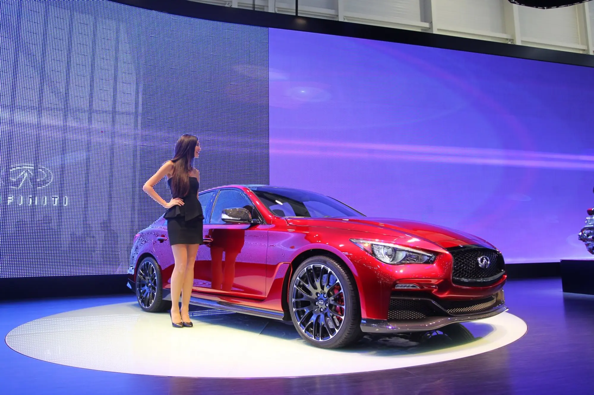Infiniti Q50 Eau Rouge - Salone di Ginevra 2014 - 3