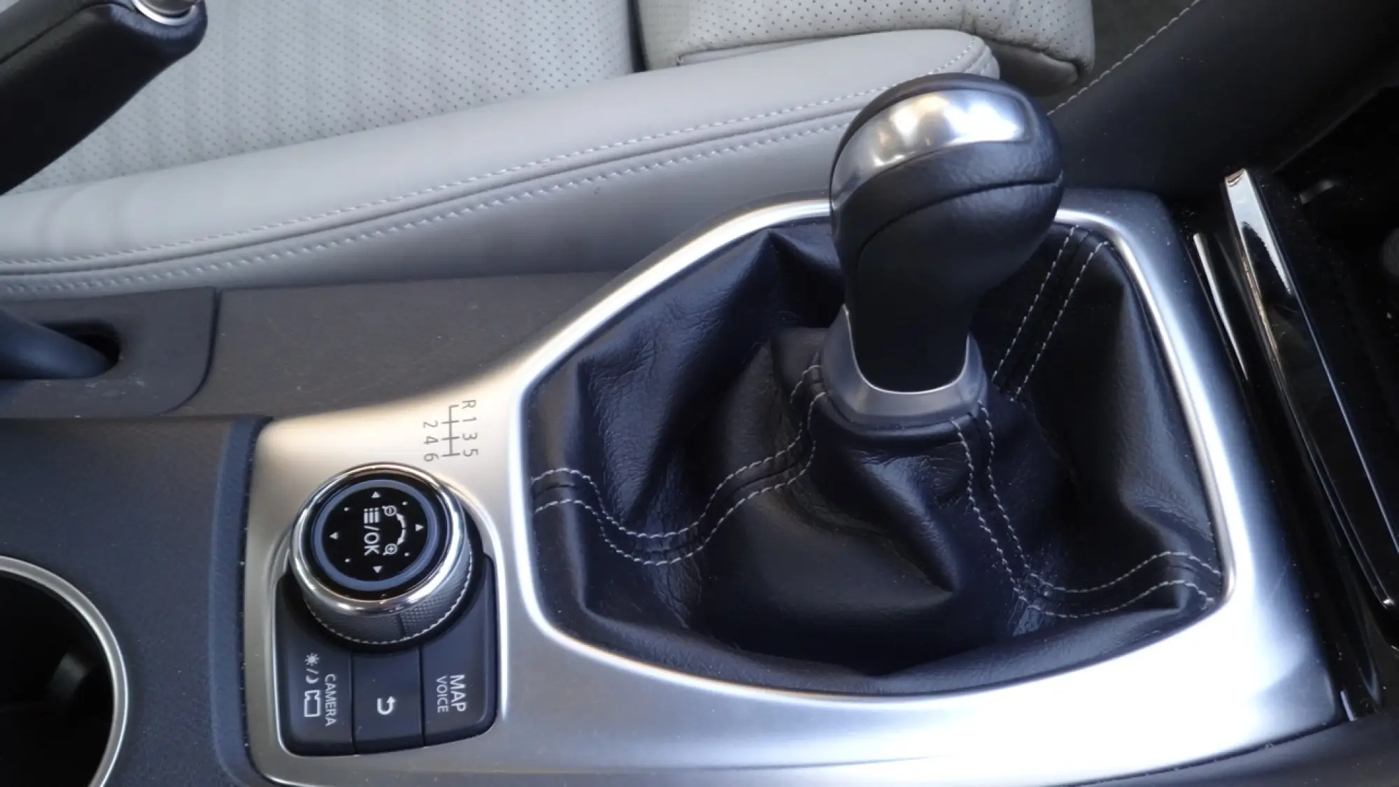 Infiniti Q50 - Primo contatto - 47