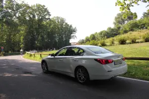 Infiniti Q50 - Prova su strada (2014)