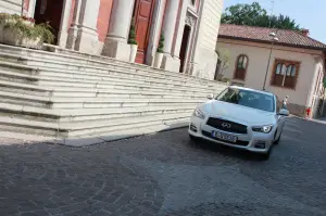 Infiniti Q50 - Prova su strada (2014)