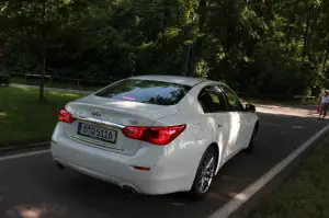 Infiniti Q50 - Prova su strada (2014)