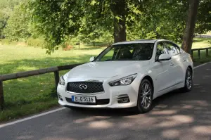 Infiniti Q50 - Prova su strada (2014)