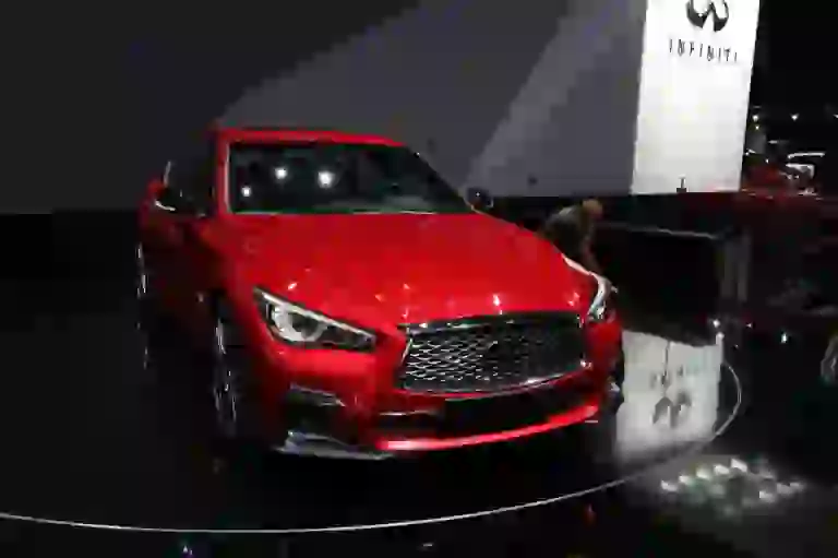 Infiniti Q50 Restyling Foto Live - Salone di Ginevra 2017 - 3