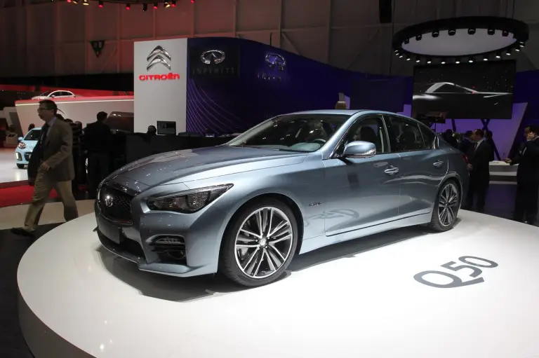 Infiniti Q50 - Salone di Ginevra 2013 - 2