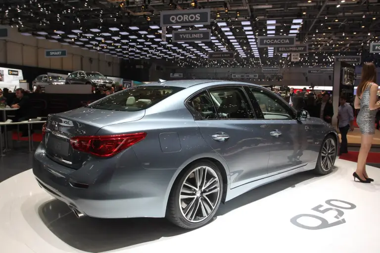 Infiniti Q50 - Salone di Ginevra 2013 - 6