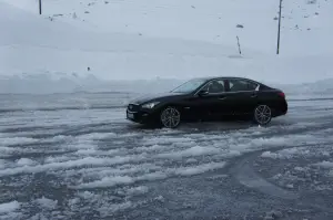 Infiniti Q50S AWD - Prova su strada 2014