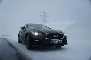 Infiniti Q50S AWD - Prova su strada 2014