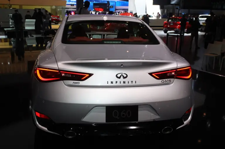 Infiniti Q60 LIVE - Salone di Detroit 2016 - 2