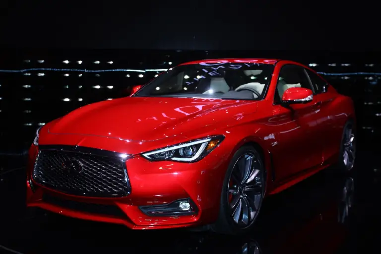 Infiniti Q60 LIVE - Salone di Detroit 2016 - 5