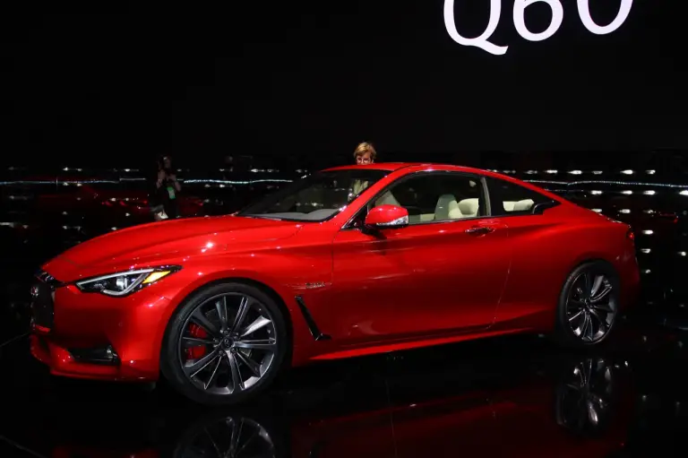 Infiniti Q60 LIVE - Salone di Detroit 2016 - 6