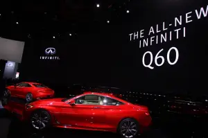 Infiniti Q60 LIVE - Salone di Detroit 2016