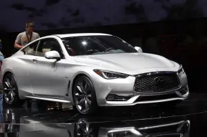 Infiniti Q60 LIVE - Salone di Detroit 2016