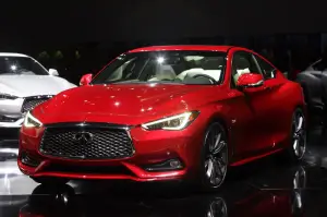 Infiniti Q60 LIVE - Salone di Detroit 2016 - 11