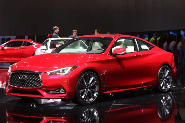 Infiniti Q60 LIVE - Salone di Detroit 2016 - 12