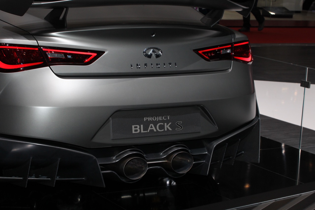 Infiniti Q60 Project Black S Foto Live - Salone di Ginevra 2017