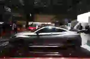 Infiniti Q60 Project Black S Foto Live - Salone di Ginevra 2017