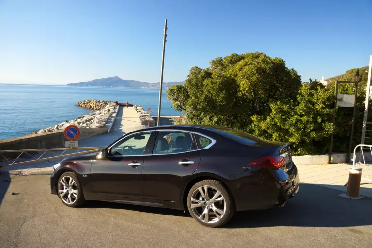 Infiniti Q70 - Prova su strada 2017 - 21