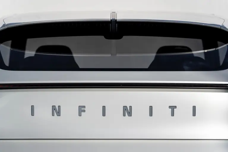 Infiniti QX Inspiration - 20