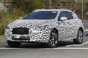Infiniti QX30 2016 - Foto spia 21-04-2015