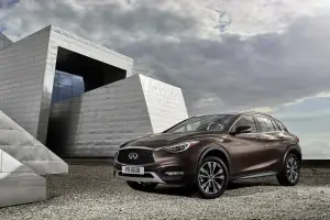 Infiniti QX30 - 18