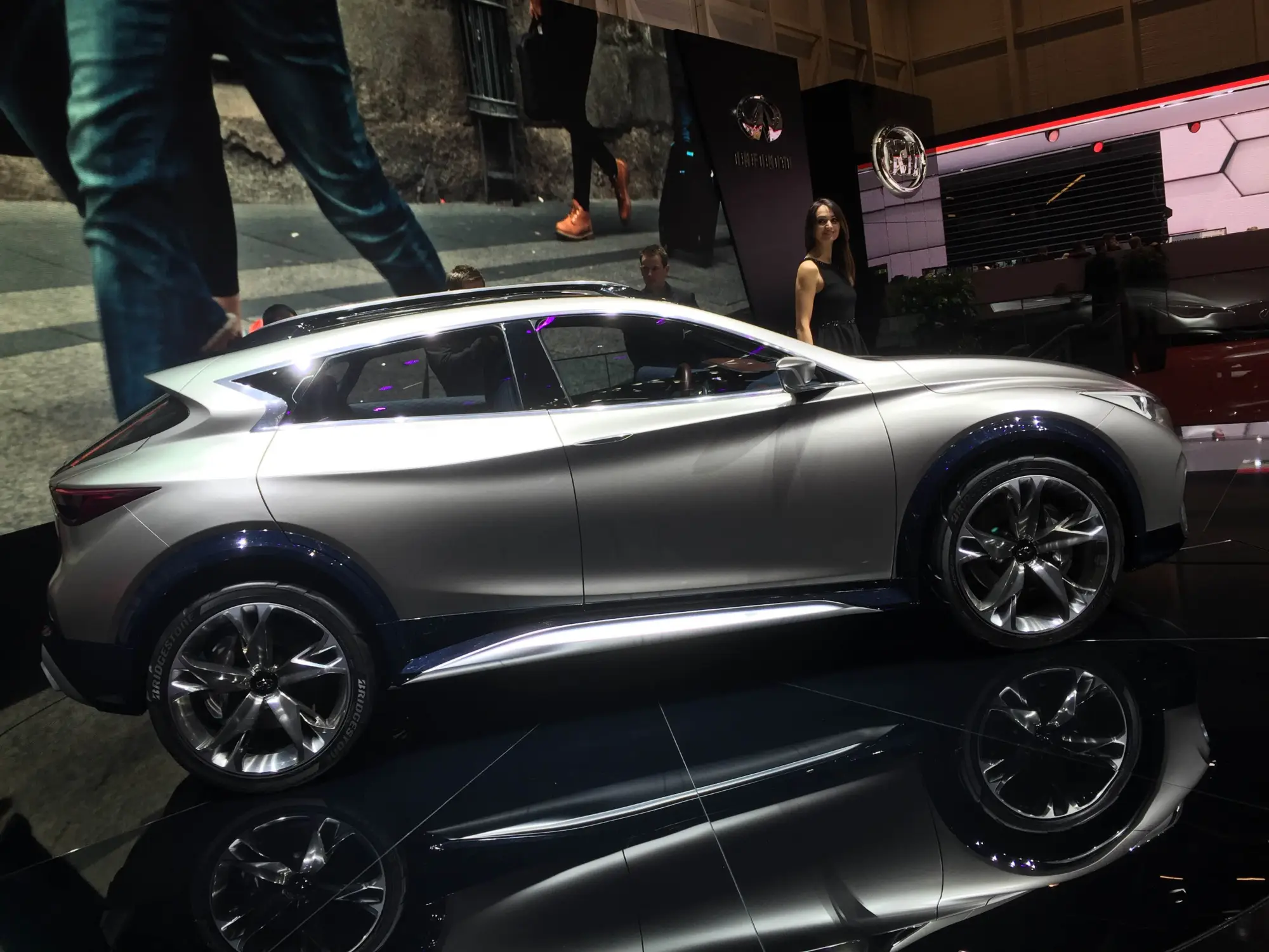 Infiniti QX30 Concept - Salone di Ginevra 2015 - 14