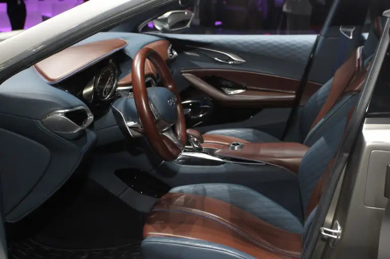 Infiniti QX30 Concept - Salone di Ginevra 2015 - 6