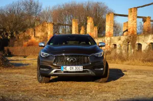 Infiniti QX30 - Prova su Strada 2017 - 8