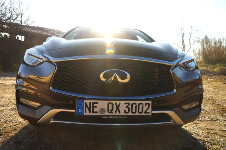 Infiniti QX30 - Prova su Strada 2017 - 30