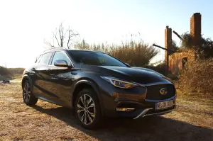 Infiniti QX30 - Prova su Strada 2017 - 39