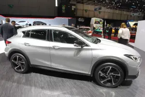Infiniti QX30 - Salone di Ginevra 2016