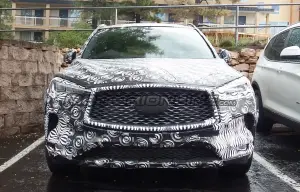 Infiniti QX50 MY 2018 - Foto spia 02-08-2017