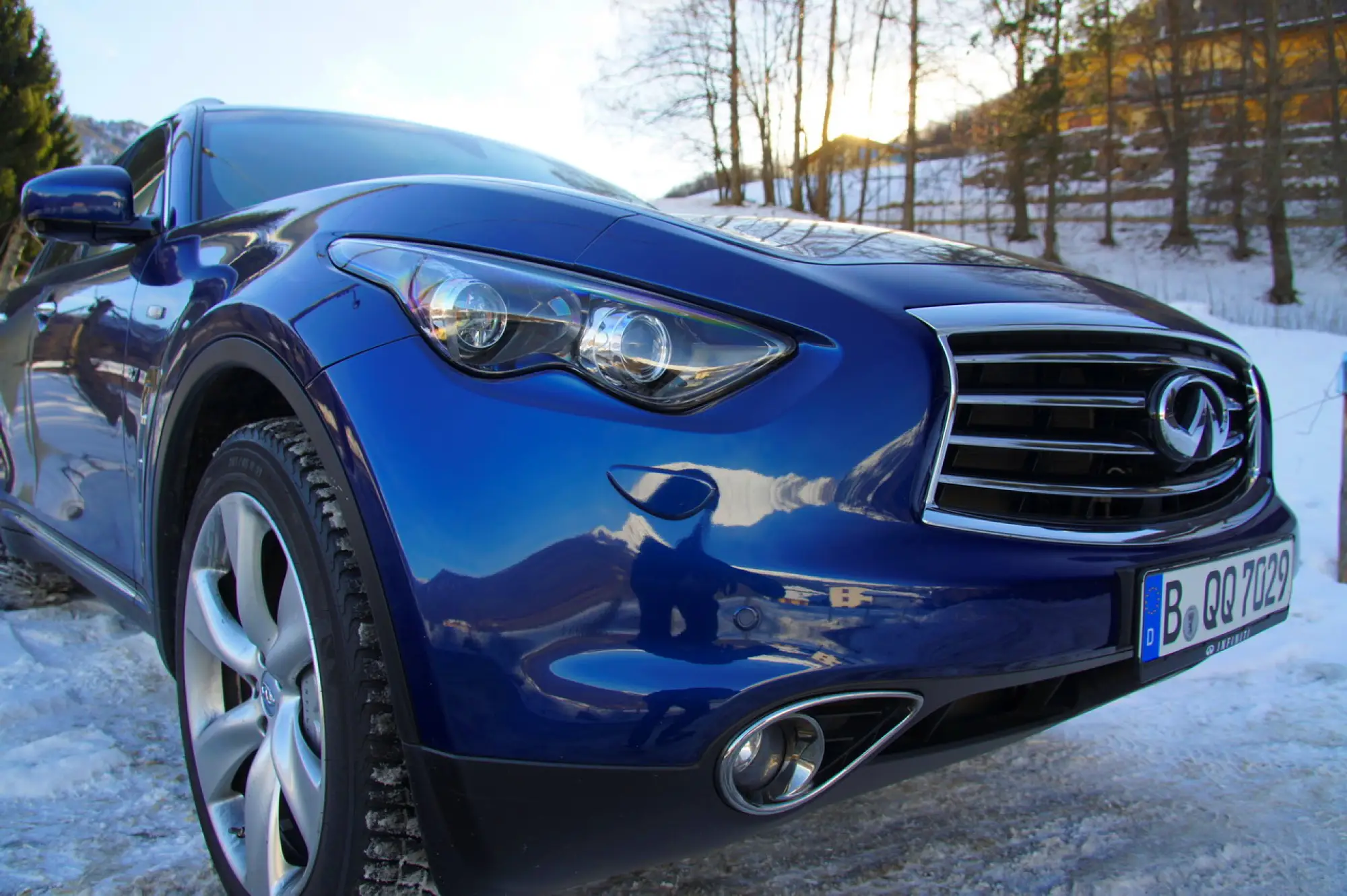 Infiniti QX70 3.7 S - Prova su strada 2015 - 16