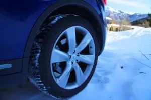 Infiniti QX70 3.7 S - Prova su strada 2015