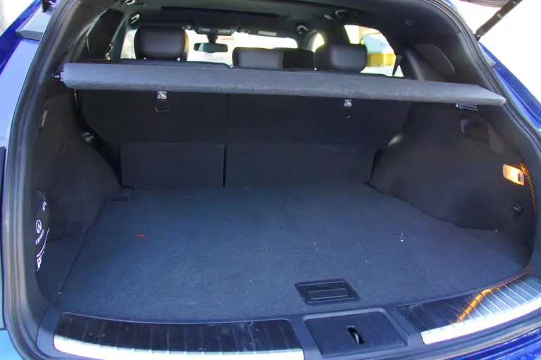 Infiniti QX70 3.7 S - Prova su strada 2015 - 28