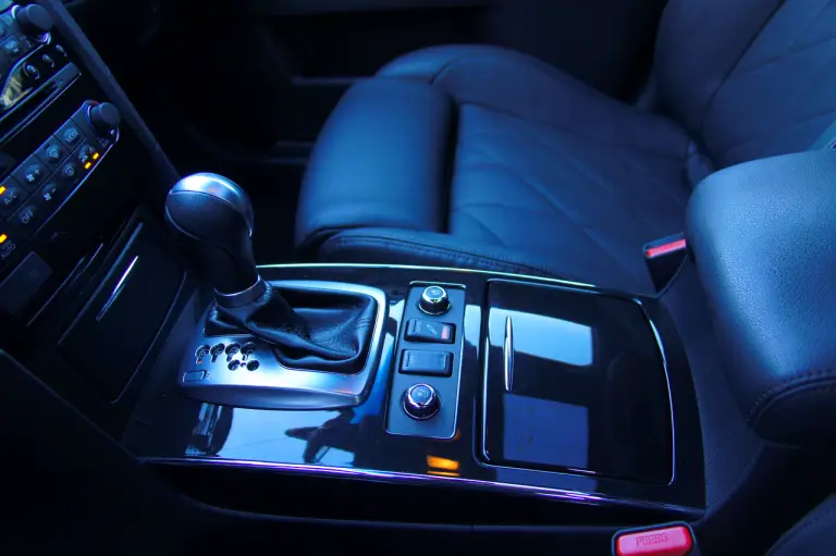 Infiniti QX70 3.7 S - Prova su strada 2015 - 33