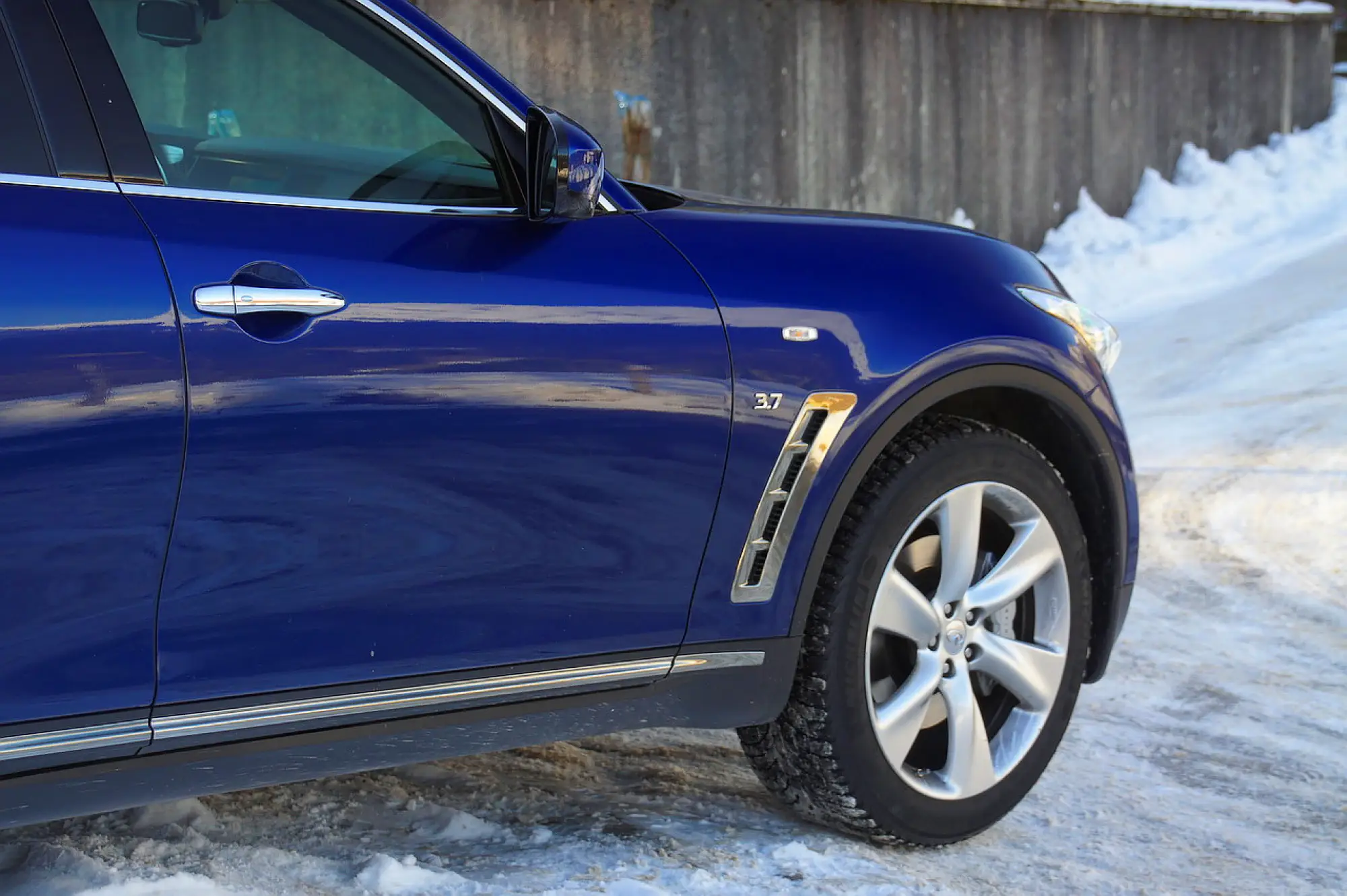 Infiniti QX70 3.7 S - Prova su strada 2015 - 41