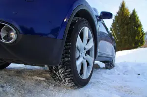 Infiniti QX70 3.7 S - Prova su strada 2015