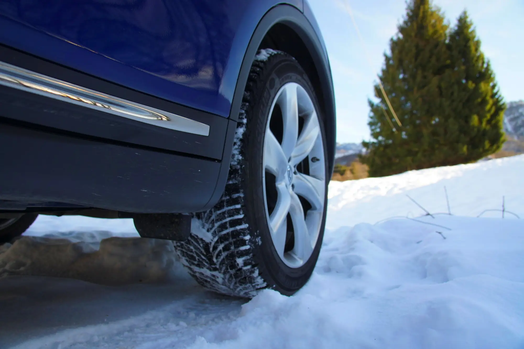 Infiniti QX70 3.7 S - Prova su strada 2015 - 43