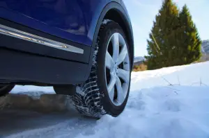 Infiniti QX70 3.7 S - Prova su strada 2015