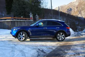 Infiniti QX70 3.7 S - Prova su strada 2015
