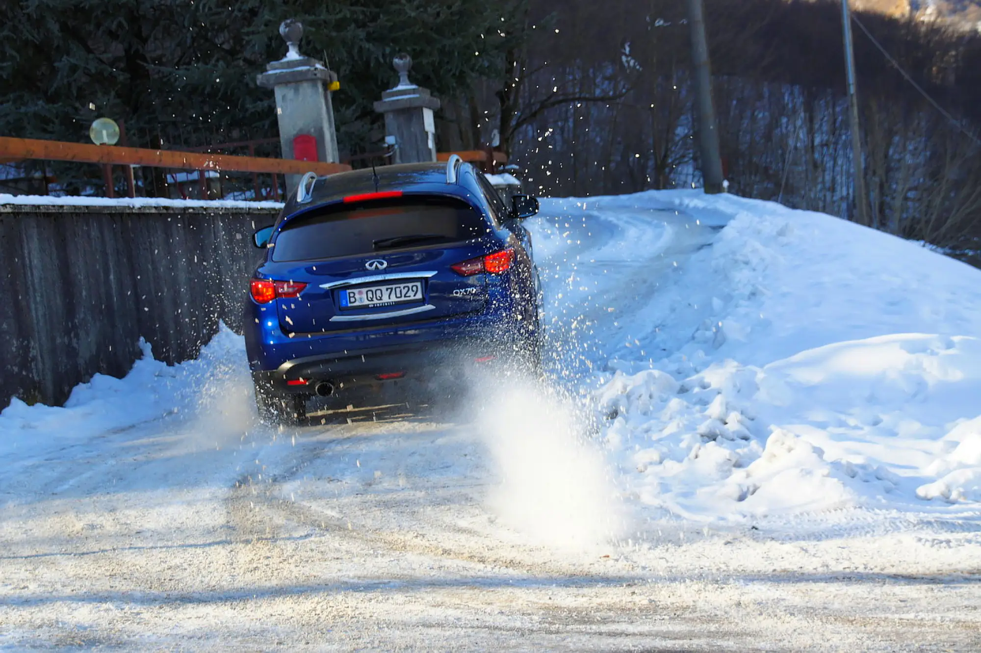 Infiniti QX70 3.7 S - Prova su strada 2015 - 67