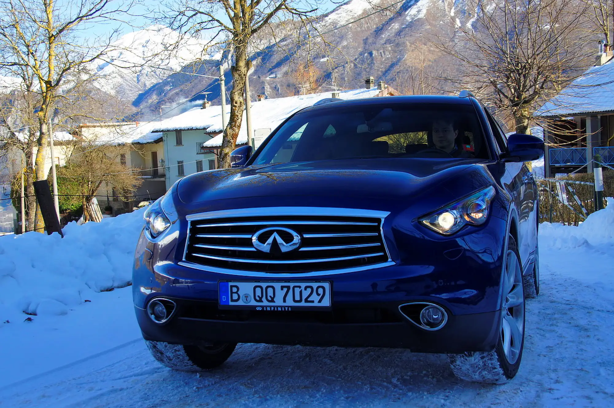 Infiniti QX70 3.7 S - Prova su strada 2015 - 87