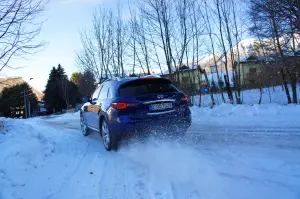 Infiniti QX70 3.7 S - Prova su strada 2015