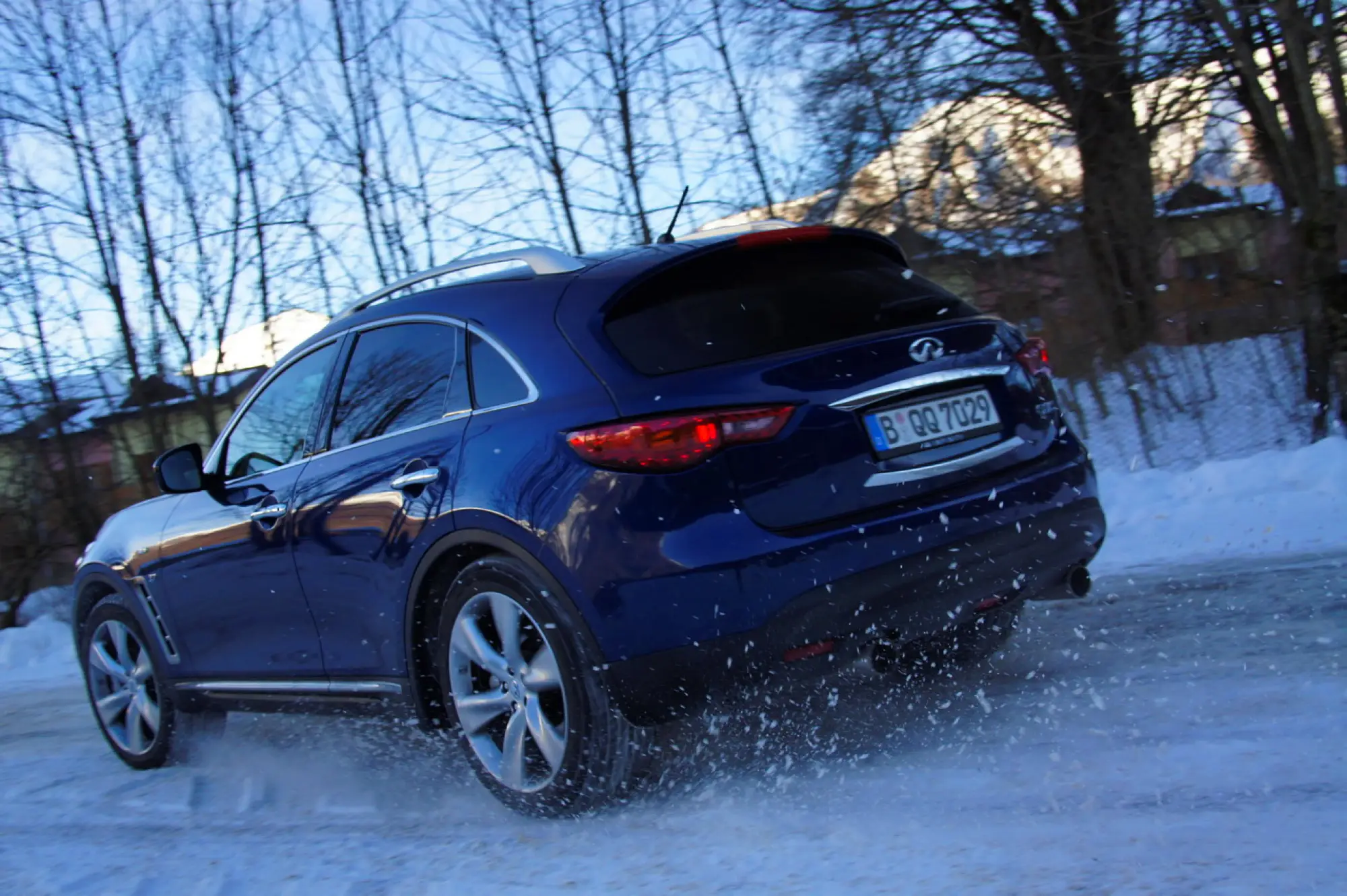 Infiniti QX70 3.7 S - Prova su strada 2015 - 109