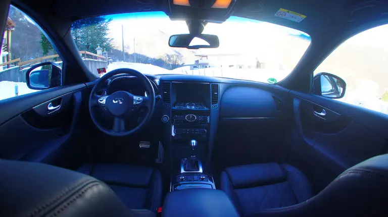 Infiniti QX70 3.7 S - Prova su strada 2015 - 118