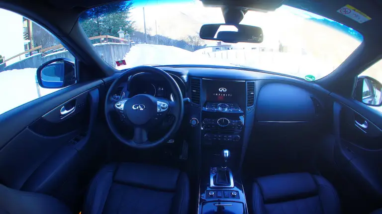 Infiniti QX70 3.7 S - Prova su strada 2015 - 119