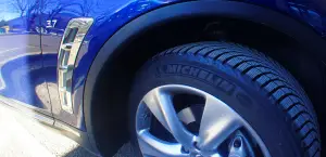 Infiniti QX70 3.7 S - Prova su strada 2015