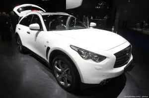 Infiniti QX70 - Salone di Francoforte 2015 - 4