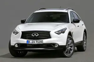 Infiniti QX70 Ultimate - 1