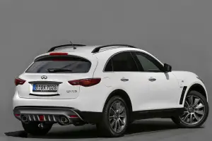Infiniti QX70 Ultimate - 2